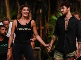 Sembra che andrea abbia deciso di fare questo tattoo per valentina, la sua ex fidanzata, e per l'amore che provava per lei. Andrea Cerioli Cotto Di Elisa Isoardi Scoop All Isola Dei Famosi