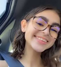 A Noteworthy Performance: Broward College Graduate Carolina Ramos Applies  Lessons from the Bandstand to Life Outside Classroom