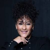 Jennifer Brazzell's Instagram, Twitter & Facebook