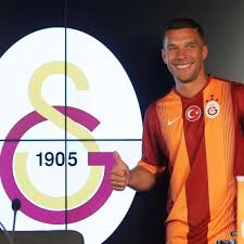 Ebay japan vissel kobe lukas podolski weiß away trikot m l. Kaufrausch Auf Turkisch Clubs Locken Podolski Und Co Fussball