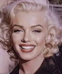 Marilyn told Einstein, with charming frankness: "You and I could have a  child: I would date my beauty and your intelligence." To which the father  of relativity and the atomic bomb replied: "