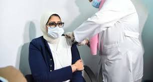دخلت الاختبارات النهائية للقاحات ضد فيروس كورونا مراحلها الأخيرة في عدة دول ومنها ألمانيا. 22 Ù…Ø¹Ù„ÙˆÙ…Ø© Ø¹Ù† Ù„Ù‚Ø§Ø­ Ø³ÙŠÙ†ÙˆÙØ§Ø±Ù… Ø¢Ù…Ù† ÙˆØ­ØµÙ„ Ø¹Ù„Ù‰ Ù…ÙˆØ§ÙÙ‚Ø© Ø·ÙˆØ§Ø±Ø¦ ÙÙŠ 6 Ø¯ÙˆÙ„ Ù…ØµØ± Ø§Ù„ÙˆØ·Ù†