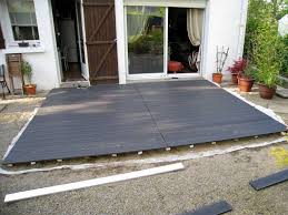 Comment Poser Une Terrasse Composite Sur Lambourdes Et Plots Terrasse Composite Terrasse Faite Maison Terrasse Bois Composite