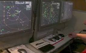 Salutare tpu, as fi interesat, pe viitor, sa fiu controlor de trafic aerian.am citit conditiile pe care cineva trebuie sa le indeplineasca dar ma puteti sfatui ce facultate ar trebui sa urmez? O Zi Din ViaÅ£a Controlorilor De Trafic Aerian Cel Mai Stresant Job Din Lume Foto Video