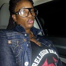 Juliette Grayson (@JulietteGrayson)