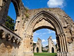 The glastonbury festival of contemporary performing arts is not only considered to be the largest music festival taking place in a greenfield but also seen as the perfect example when it comes to. Glastonbury Stadt Der Legenden Silberherzen De