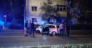 +40 21 222 41 58. UrmÄrire Ca N Filme In Iasi PoliÅ£istii Au Tras Focuri De ArmÄ Iar Soferul Fugar S A Oprit Intr Un Stalp Video