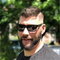 70+ Profile mit dem Suchbegriff „Borsellino“