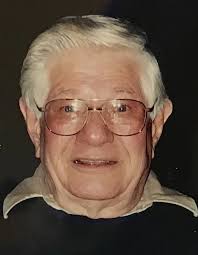 Edward Whitten (Daniel)