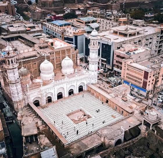 Mahabat Khan Mosque 4