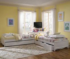 Footboard Corner Twin Beds Bed In Corner Home