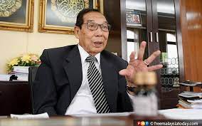 Abdul rahman turut diberikan kepercayaan oleh tan sri muhyiddin yassin ketika beliau menjadi timbalan perdana menteri untuk menjadi pengerusi majlis penasihat pendidikan kebangsaan (mppk) bagi tahun 2014 hingga 2016. Putrajaya S Man In Charge Of Electoral Reforms Supports Local Council Elections Free Malaysia Today Fmt