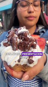 Cesta de Galleta con Fresas y Crema en Caracas