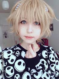 When i was in my teens to early 20s i definitely had this hairstyle going on, but i always wanted this hairstyle. Anzujaamu Google Search Anime Hairstyles In Real Life Anime Hair Hair Styles