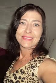 Amy Loggins's Instagram, Twitter & Facebook