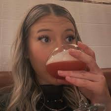 Lacey johnston (@laceyjohnstonn) • Facebook