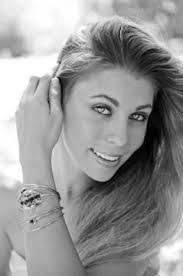 Melissa March's Instagram, Twitter & Facebook