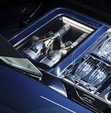 ¿cuál crees que es el coche más caro del mundo? Rolls Royce Presenta El Auto Mas Caro Del Mundo Cuenta Con Refrigeradores Para Champan Y Sombrilla Foto El Heraldo De Mexico