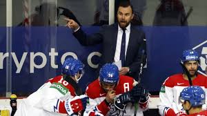 Čeští hokejisté porazili na mistrovství světa na slovensku v závěrečném utkání ve skupině b švýcarsko 5:4. C5jyuuqxzjeatm