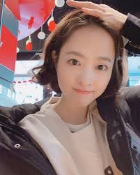 Loved that she takes on different roles and can act them all so well. ë°•ë³´ì˜ Tren Instagram ë°•ë³´ì˜ Parkboyoung Artofit