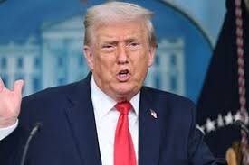 King Charles' 'blunt message' to Beatrice and Eugenie