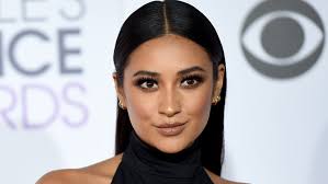 Check out this biography to know about his childhood, family life, achievements and other facts related to his life. Shay Mitchell In Cadaver Pretty Little Liars Star Joins Horror Variety