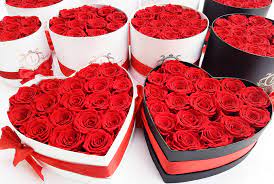 Maybe you would like to learn more about one of these? Preserved Hat Box Jet Fresh Flower Distributors