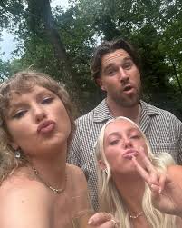 aubrey gavello wedding On Threads