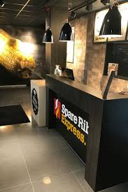 Willkommen In Unserem Lieferrestaurant In Nurnberg Branding Restaurant Spareribs Geniessen