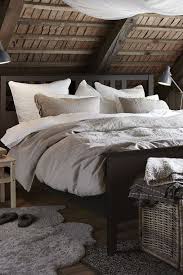 Rustikales Schlafzimmer Im Landhausstil Schlafzimmerrenovierung Mode Schlafzimmer Schlafzimmer Landhausstil