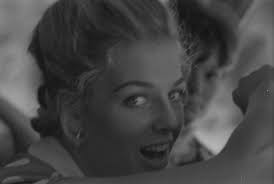 Close-up of Kelly Harmon, 3]