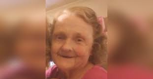 Clyde Lunsford's Instagram, Twitter & Facebook