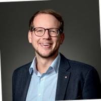 90+ "Patrick Geiger" profiles