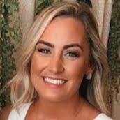 Julia Mcdonough's Instagram, Twitter & Facebook