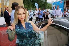 Muti was born in rome as francesca romana rivelli, to a neapolitan journalist father and ilse renate krause. Ornella Muti Chi E Eta Altezza Carriera Vita Privata E Instagram