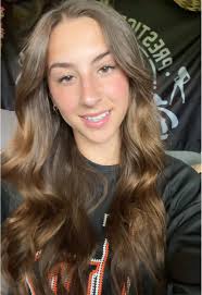 Outback Two Shark Drink Friend Kiss