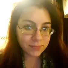 Saadia Kamran's Instagram, Twitter & Facebook