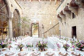 A Romantic Destination Wedding In Florence Italy Destination Wedding Italy Italian Castle Wedding Italy Wedding