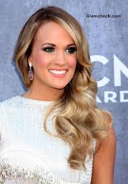 Carrie Underwood and Danielle Bradburry Hit High Notes with Side Curls