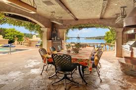100 Cascade Ky Bellevue Wa 98006 Zillow California Homes Patio Real Estate