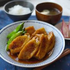 ひき肉と安い食材だけでつくる絶品おかずを試してみませんか ひき肉は安いときにまとめ買いして冷凍しておけば 1週間いろいろな味が楽しめますよ マンネリしない節約レシピをご紹介します 料理 レシピ レシピ 高野豆腐 レシピ