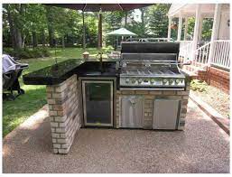 85 Gorgeous Outdoor Kitchen And Grill For Summer Backyard Ideas Backyard Outdoor Kitchen Outdoor Kitchen Design Prefab Outdoor Kitchen Outdoor Kitchen Decor
