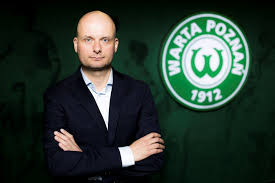Na stronie znajdziesz równierz zdjęcia i tła. Ludzie