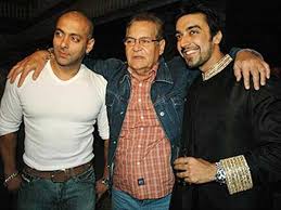 Bald Pictures Of Salman Khan Salman Khan Bald Salman Khan Rare Unseen Filmibeat Salman khan, kareena kapoor khan, nawazuddin siddiqui, harshaali malhotra director: bald pictures of salman khan salman