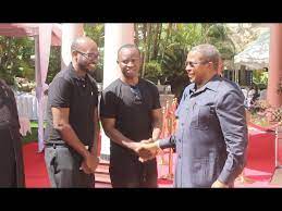 Ujumbe wa rıdhıwanı kıkwete kwa harmonıze akıwa msıbanı kwa babu tale. Kikwete Atua Msibani Akunatana Na Wawatoto Wa Mengi Youtube