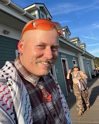 Aidan J Samp 🌊🦞🦈🦐🐋🦀🌊