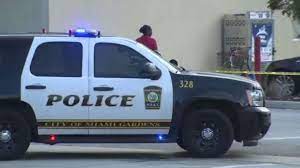 Miami gardens police officer carolyn frazer said two men got into an argument inside the store on northwest 27th avenue. Man Killed In Shooting Outside Miami Gardens Family Dollar Wsvn 7news Miami News Weather Sports Fort Lauderdale
