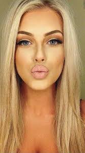 Brenda Bogarin's Instagram, Twitter & Facebook