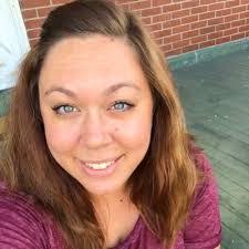 Alyssa Goetz's Instagram, Twitter & Facebook