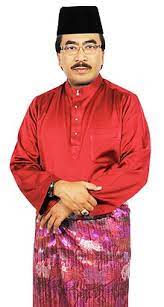 Cemaat, sosyal, siyaset, şirket ve ticaret alanlarındaki çabaları nedeniyle 2003 yılında selangor sultan şerifuddin'in sultan i̇dris şahı tarafından darjah kebesaran negeri selangor (dsi̇s) 'a dato' unvanı verildi. Johari Abdul Ghani Wikipedia Bahasa Melayu Ensiklopedia Bebas